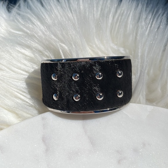 Authentic TOD’S Studded Cuff Bracelet ~ in Black Pony Hair (Calf Hair) - Picture 3 of 14